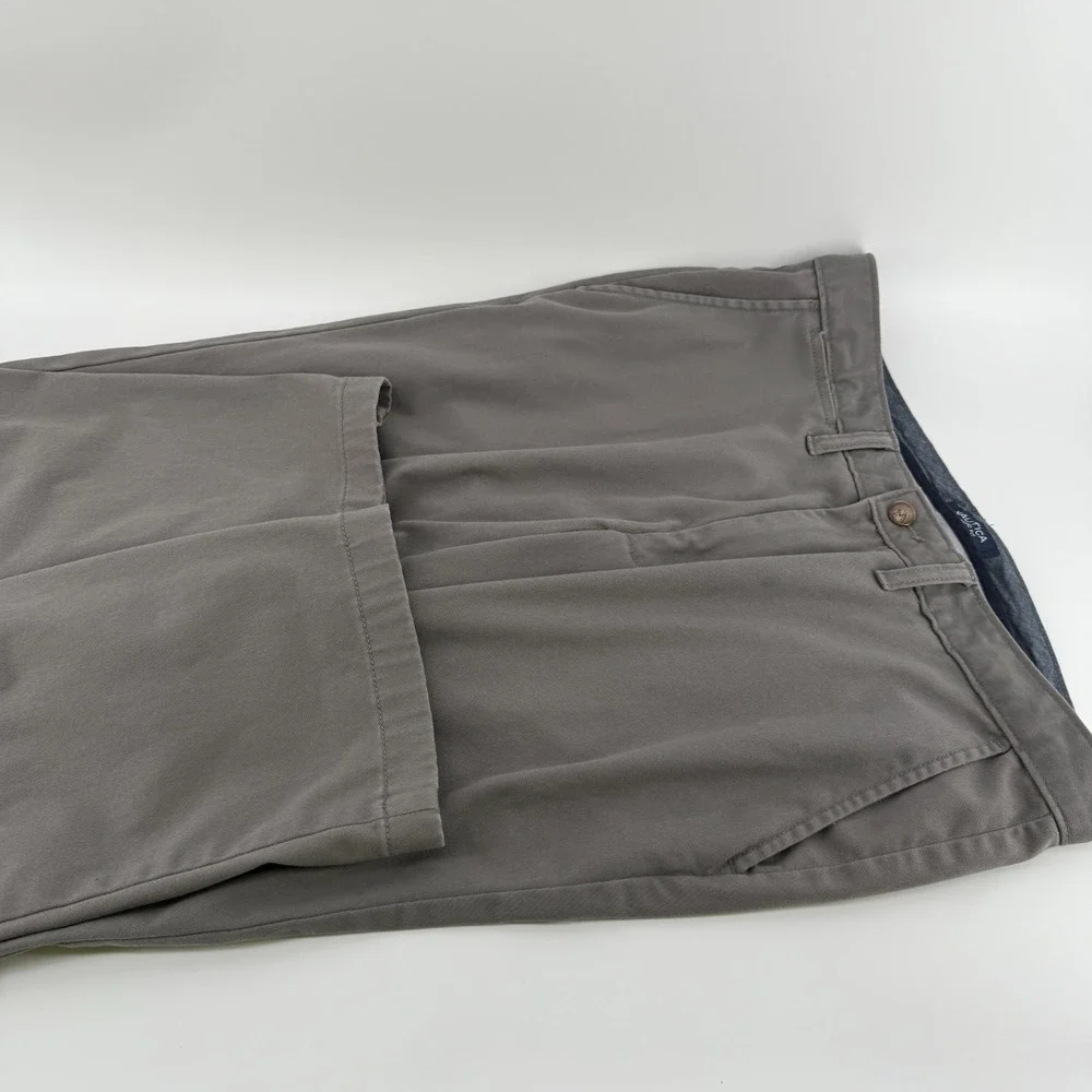 Nautica Men's Flex Classic Fit Pants Wrinkle‎ Resistant Chino 33x32 Olive